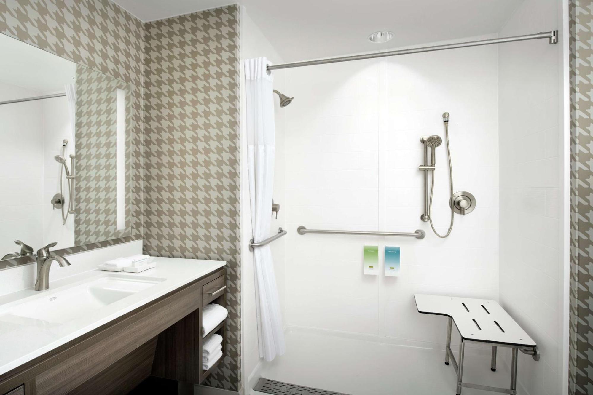 Home2 By Hilton Lackland Seaworld 3*